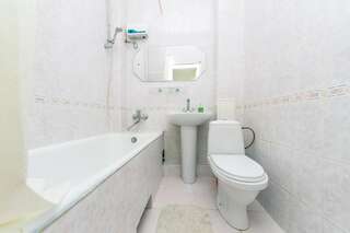 Апартаменты Апартаменты на Бесарабке Киев Апартаменты с 2 спальнями и балконом - ул. Софиевская, 1-9