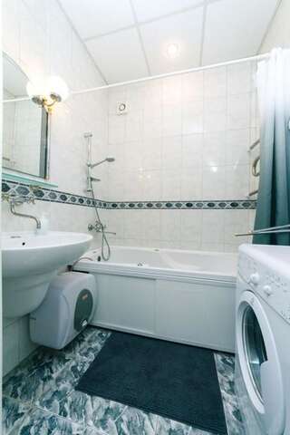 Апартаменты Апартаменты на Бесарабке Киев Апартаменты с 1 спальней - Бульвар Леси Украинки 8-17