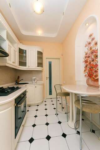 Апартаменты Апартаменты на Бесарабке Киев Апартаменты-студио - ул. Бассейная, 17-11